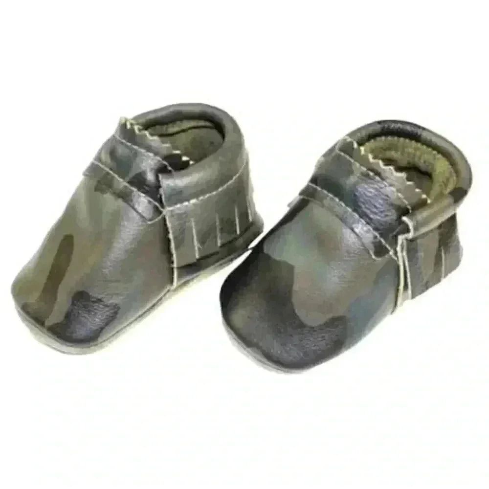 MISHMOCCS Baby Green Leather Camo - Moccasins NEW NWT sz OS